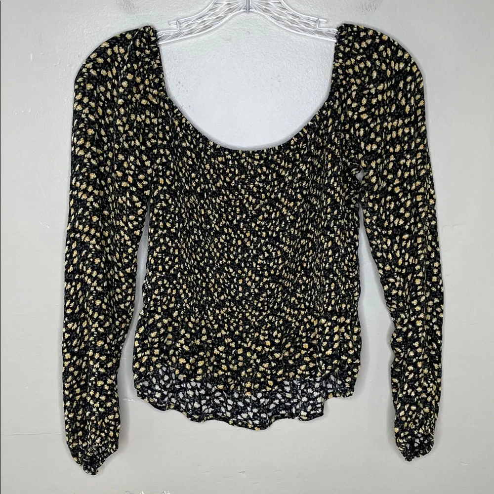 HOLLISTER Green & Yellow Ditsy Print Floral Smocked Boho Square Neck Top Large - Picture 10 of 10